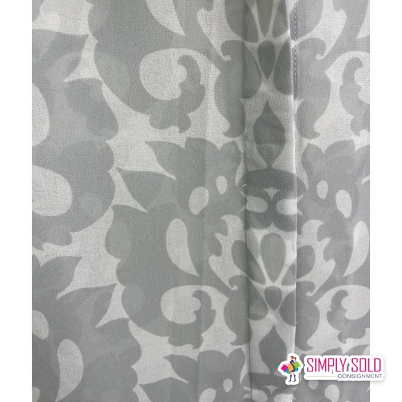 Banana Republic Women's Long Sleeve Chiffon Blouse Gray White Floral Button-Up L - Picture 6 of 9